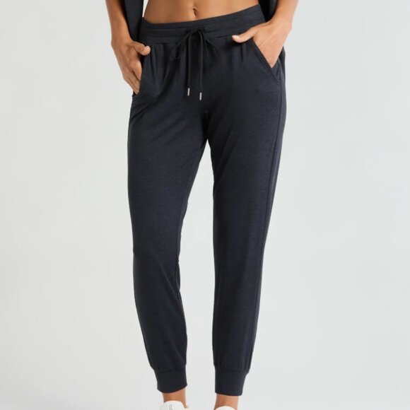 ZELLA Lite Joggers Size M - Picture 1 of 8